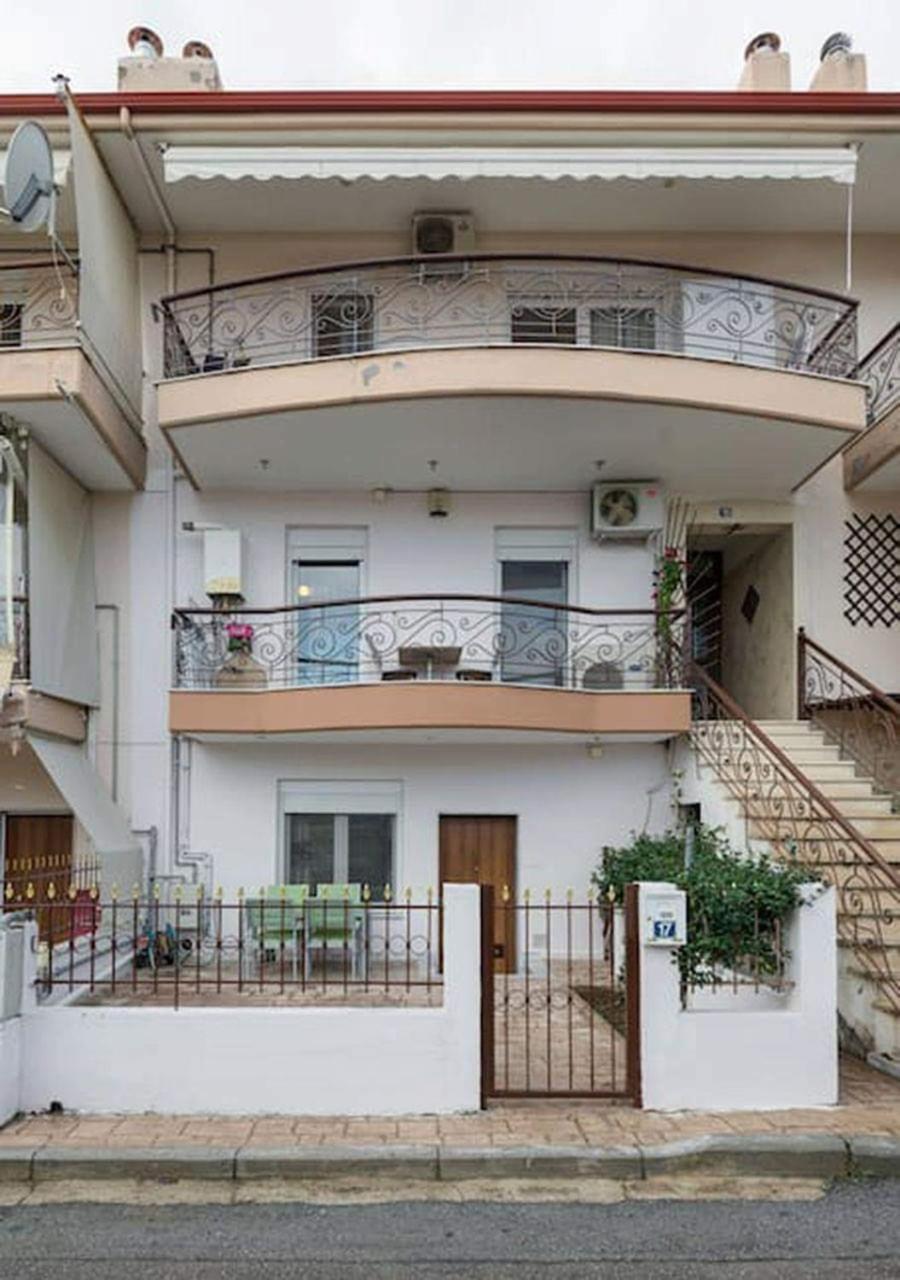 Socrates & Froso'S Lovely Maisonette Thessaloniki Exterior photo